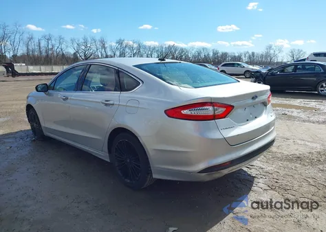 2014 Ford Fusion Se z USA, uszkodzony, nr VIN 3FA6P0HDXER321683